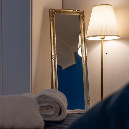 Freedom Suites Parma Ngoại thất bức ảnh